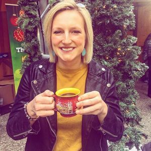 Meet your Posher, Devin